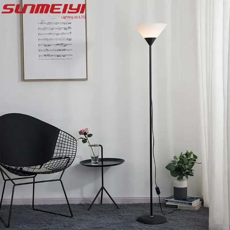 Floor Lamp Tripod - Nordic Minimalist and Fashionable Floor Lamp